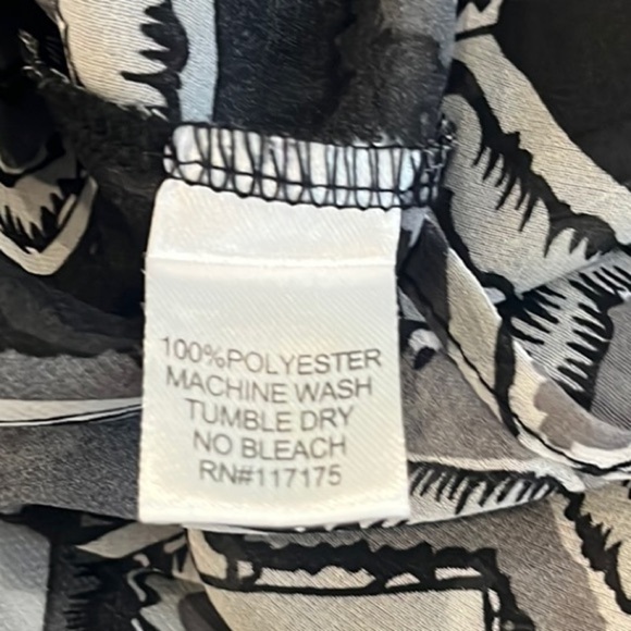 Cynthia Rowley Small Black & White Monochrome Patterned Sleeveless Top - Picture 7 of 7